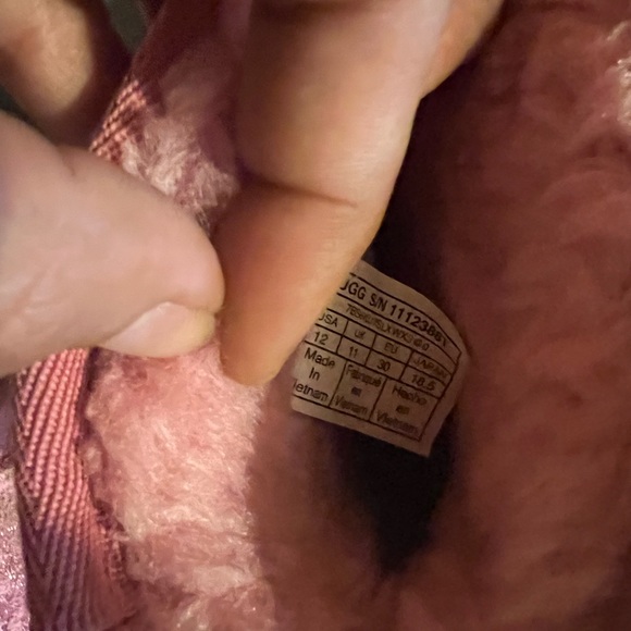 Pink shimmer cheetah Ugg boots - Picture 6 of 6